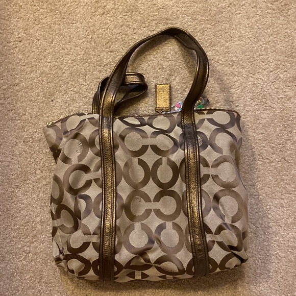 Coach Handbag - Picture 2 of 4